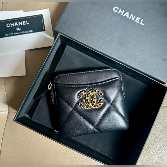 CHANEL Handbags - CHANEL 19 Zip compact wallet black with gold hardware